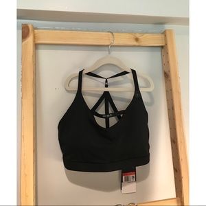 Nike Women’s Sports Bra •NEW•